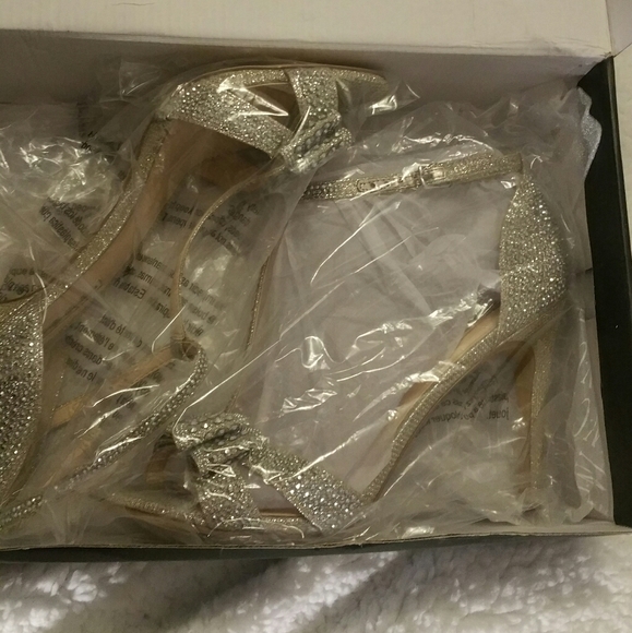 International Concepts Reesie 9.5 M Sandals - Picture 6 of 6